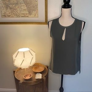 Theory High Low Army Olive Green Keyhole Blouse Sleeveless Top Size Medium‎